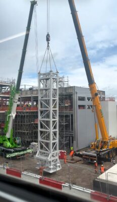 King & Moffatt crane lifting flues at Kettering General Hospital 4